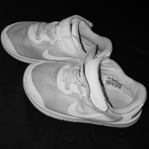 Nike Other - Nike White on white